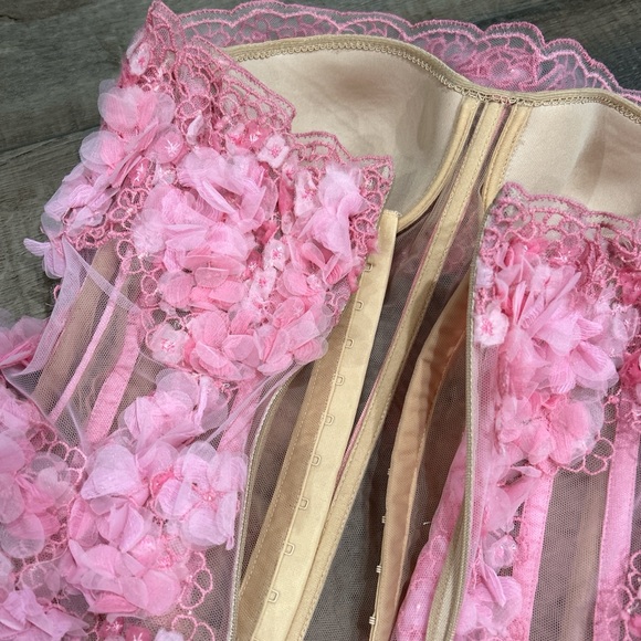 Ermanno Scervino ss24 Spring 2024 pink flower applique strapless corset dress - Picture 10 of 12